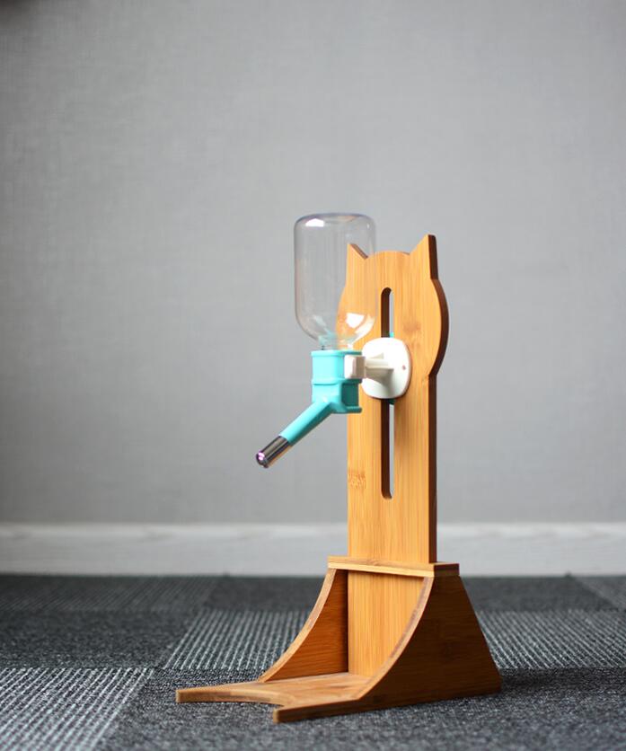 Bamboo Oak Pet Water Holder 300ml Stylish Practical Hydration Dispenser